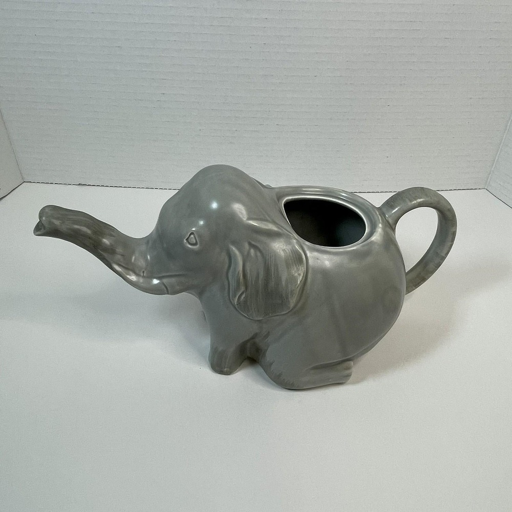 Gibson's Vintage Elephant Tea Pot, Missing Lid